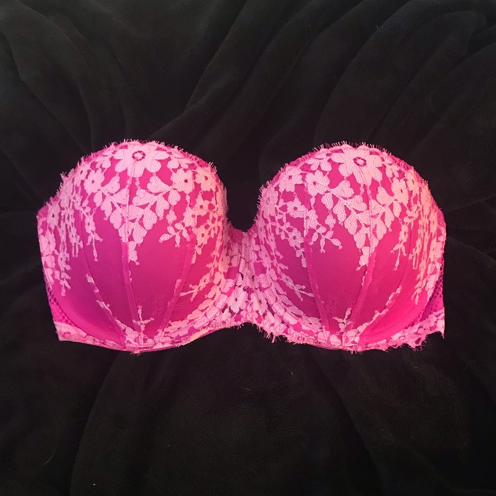 NWOT VS 36DD Dream Angels Multi-way